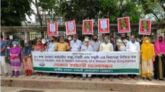 স্বাস্থ্য-চাকুরী-মজুরী-এর নিরাপত্তার দাবীতে দোকান কর্মচারীদের মানববন্ধন