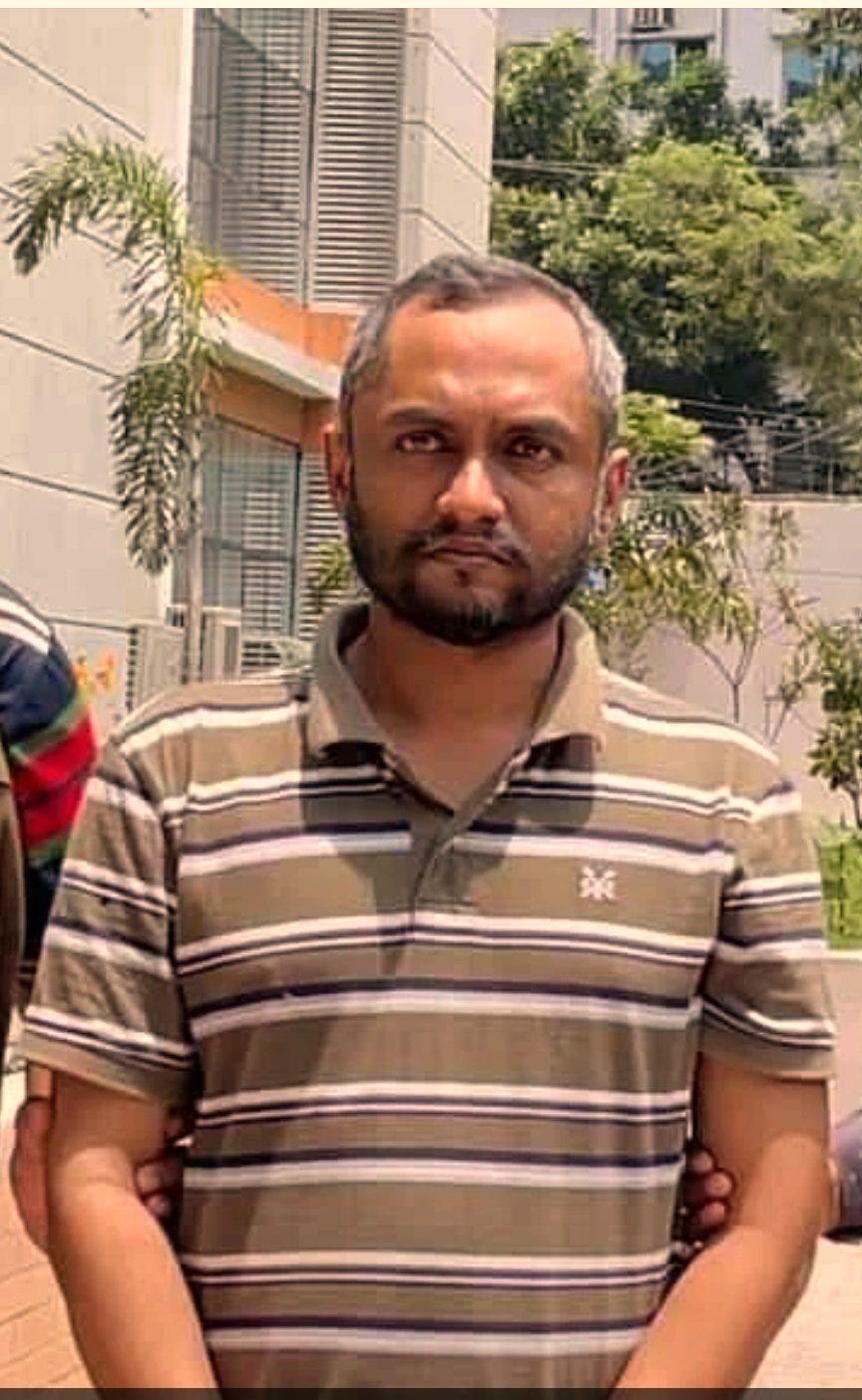 ই-কমার্স সাইট নিরাপদ ডটকমের সিইও শাহরিয়ার খান গ্রেপ্তার