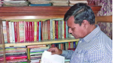বইয়ের ফেরিওয়ালা মোতাহার হোসেন মাহবুব ভাই   