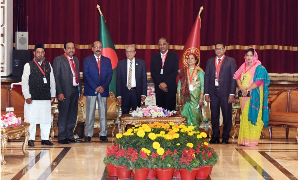 প্রধানমন্ত্রীর নেতৃত্বে নির্বাচনকালীন সরকার গঠনের প্রস্তাব ন্যাশনাল পিপলস পার্টির, সংলাপে যায়নি বিএনপি