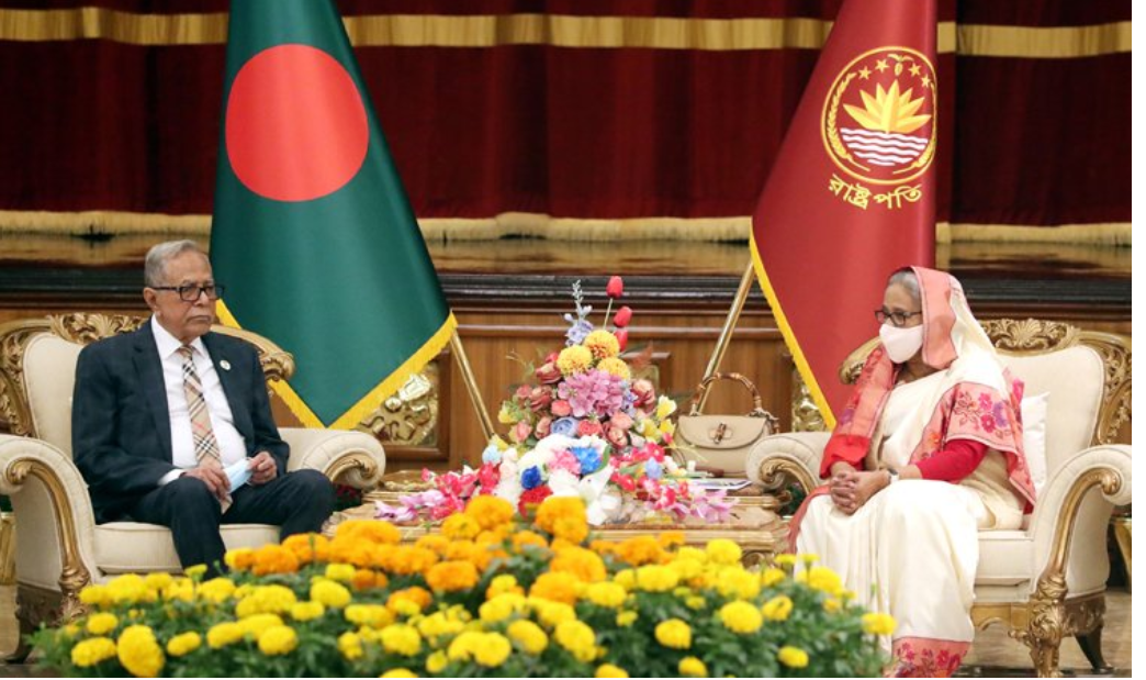 ইসি গঠন নিয়ে রাষ্ট্রপতির সাথে শেখ হাসিনার নেতৃত্বে আওয়ামী লীগ প্রতিনিধিদের সংলাপ