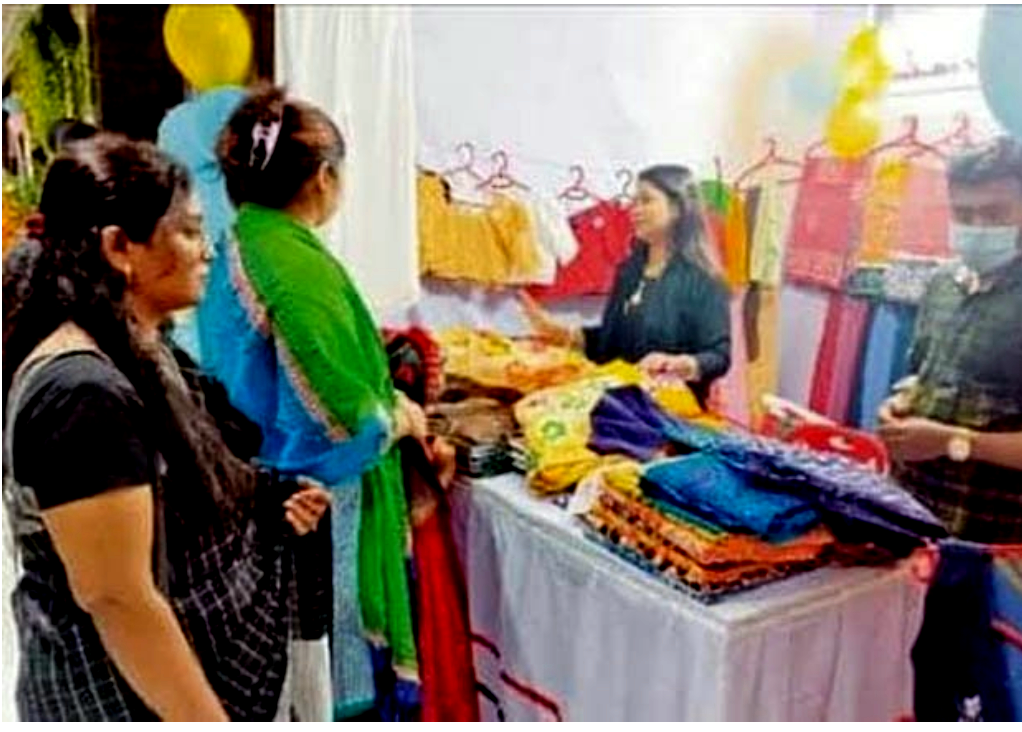 ঐতিহ্যবাহী খাদি পোশাকের প্রচার প্রসারে কুমিল্লায় চলছে পাঁচ দিনব্যাপী খাদি উৎসব