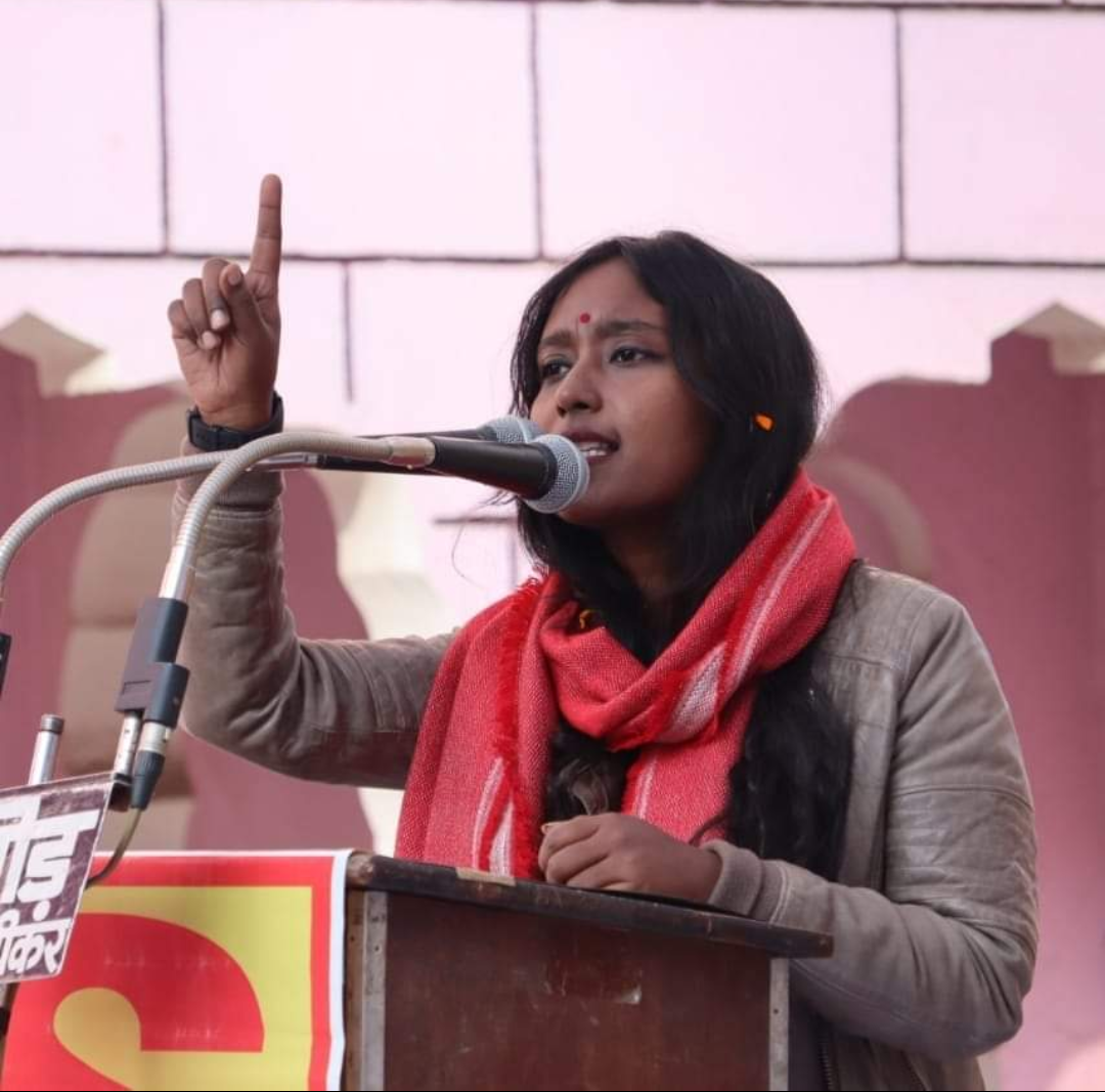 হিজাব নিষেধাজ্ঞার প্রতিবাদে দিল্লিতে বিক্ষোভ, এসএফআই’র নেত্রী দীপ্সিতা ধর গ্রেপ্তার