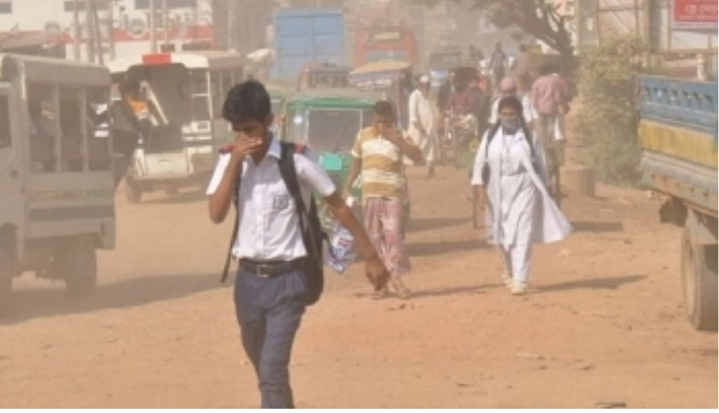 বিশ্বে বায়ুদূষণের শীর্ষে বাংলাদেশ