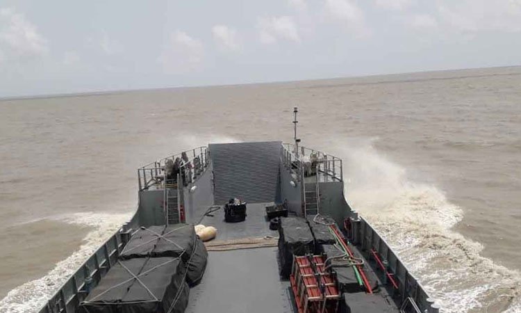 বঙ্গোপসাগরে জাহাজডুবি : সব নাবিককে উদ্ধার