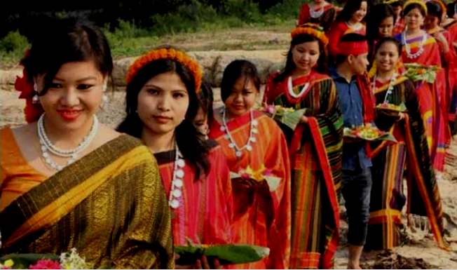 আন্তর্জাতিক আদিবাসী দিবস অাজ
