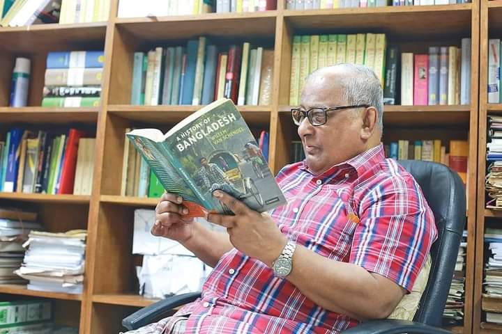 ইতিহাসের ছাত্র থেকে জনগণের অর্থনীতিবিদ হয়ে উঠেছিলেন যিনি
