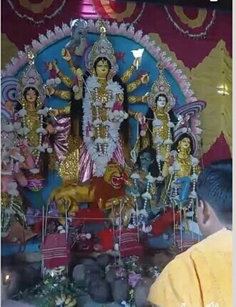 প্রতিমা বিসর্জনের মধ্য দিয়ে শারদীয় দুর্গোৎসবের সমাপ্তি