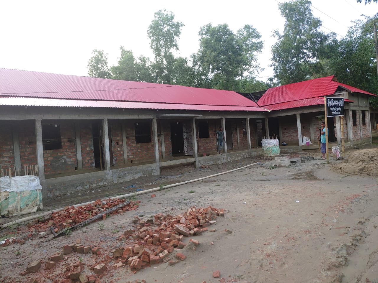 মায়ের নামে স্কুল প্রতিষ্ঠা করলেন সমাজসেবী ছবর উদ্দীন অাহমেদ