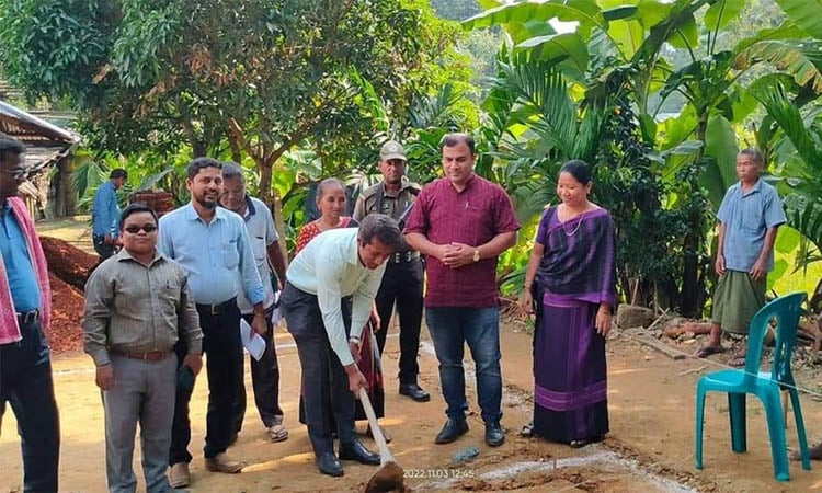 সাফ জয়ী রুপনা চাকমার জন্যে ঘর নির্মাণ কাজ শুরু