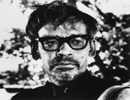 বাংলা চলচ্চিত্রের কিংবদন্তী ঋত্বিক ঘটক