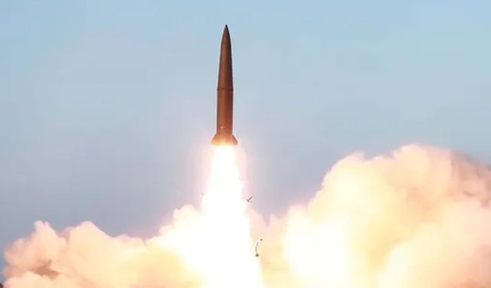 ব্যালাস্টিক ক্ষেপণাস্ত্র উৎক্ষেপণ উত্তর কোরিয়ার