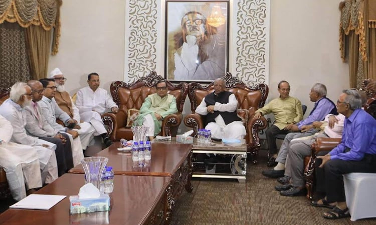 বিএনপি দেশকে অস্থিতিশীল করার পরিকল্পনা করছে : কেন্দ্রীয় ১৪ দলের সভায় আমু