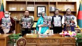 ‘ভেঙ্গেছে দুয়ার এসেছ জ্যোতির্ময়’ বইয়ের মোড়ক উন্মোচন