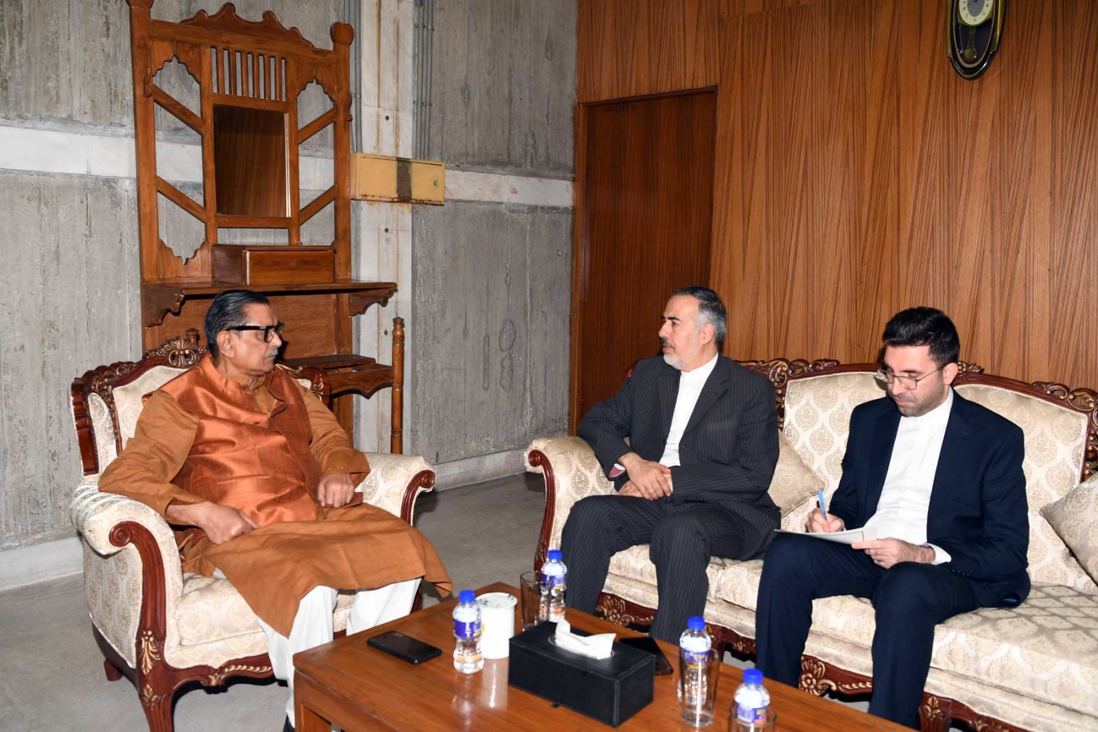 সমাজকল্যাণ মন্ত্রণালয় সম্পর্কিত স্থায়ী কমিটি’র সভাপতি মেননের সাথে ইরানের এ্যাম্বাসেডরের সাক্ষাৎ