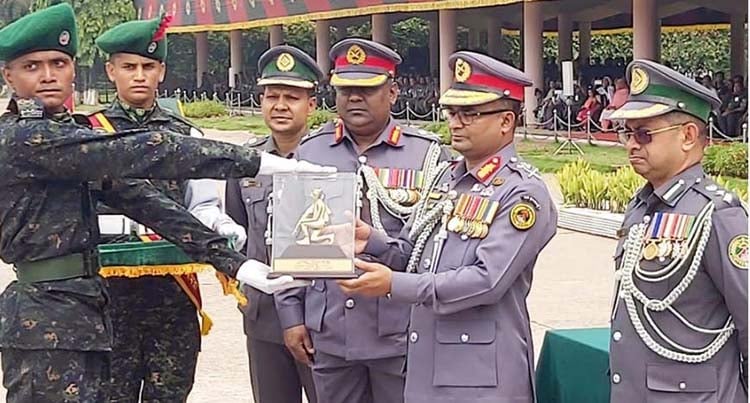 আনসারদের মৌলিক প্রশিক্ষণ সমাপনী কুচকাওয়াজ