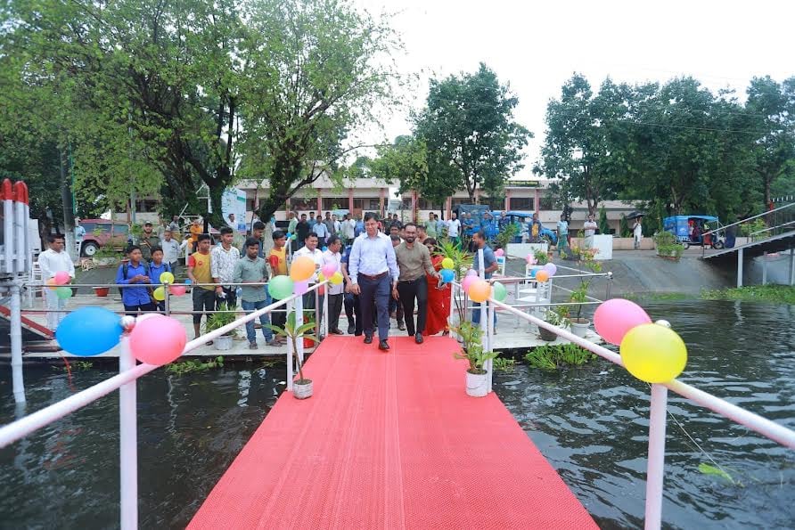 হাওরের সৌন্দর্য উপভোগের জন্য ভাসমান জেটি উদ্বোধন