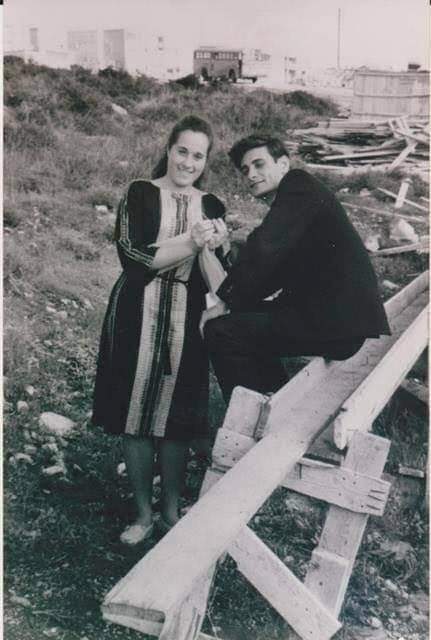 গোটা বিশ্বকে নাড়িয়ে দেয়া কবিতা ‘রিটা অ্যান্ড দ্য রাইফেল’