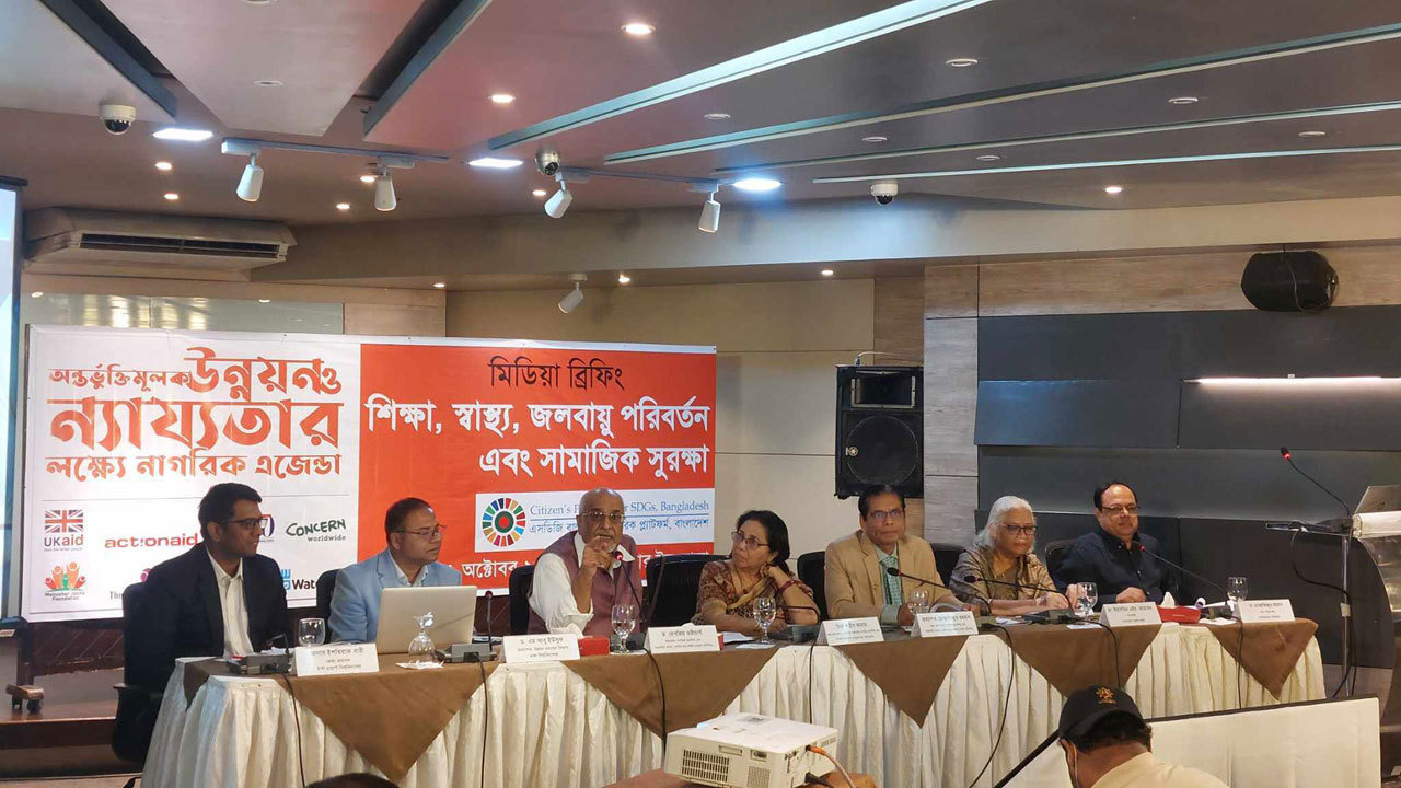 সম্পদ ও ভোগের বৈষম্য বেড়েছে: দেবপ্রিয় ভট্টাচার্য