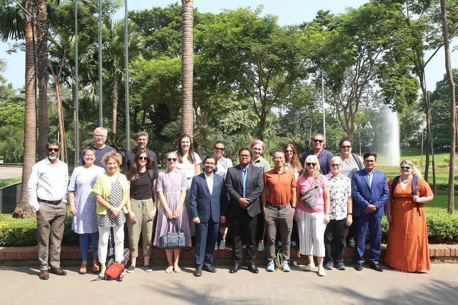 মার্কিন কূটনীতিকদের বেক্সিমকোর গ্রিন ইন্ডাস্ট্রিয়াল পার্ক পরিদর্শন