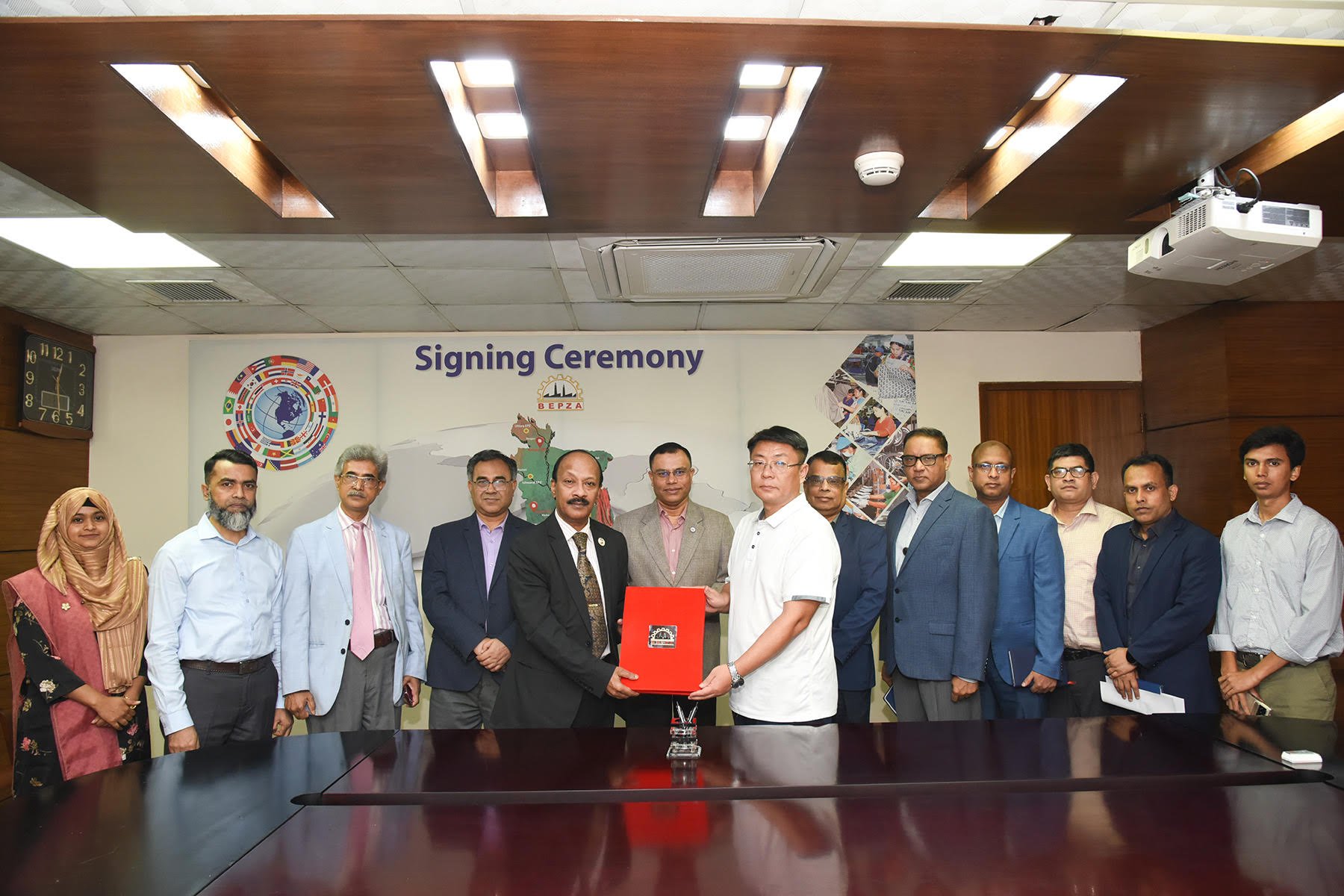 কুমিল্লা ইপিজেডে ৬০ লাখ ডলারের চীনা বিনিয়োগ