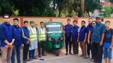 নিরাপদে গাড়ি চালানোর আহবান জানিয়ে নিসচা’র লিফলেট বিতরণ