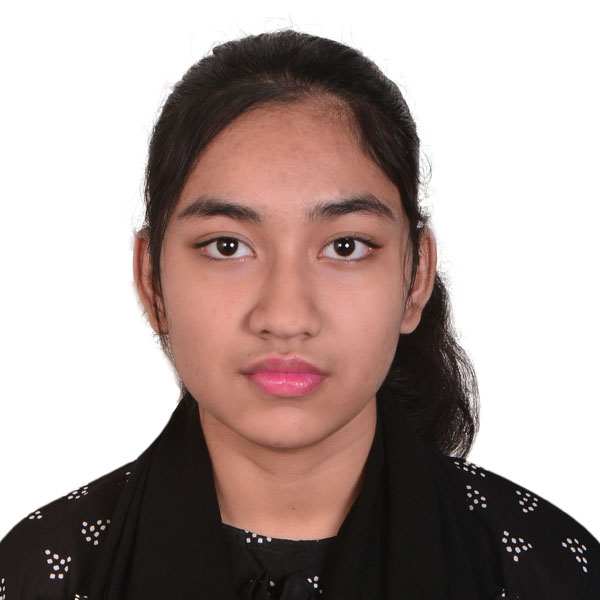 চিকিৎসক হয়ে মানুষের সেবা করতে চায় সাংবাদিক কন্যা ফারিহা সুলতানা রাফা