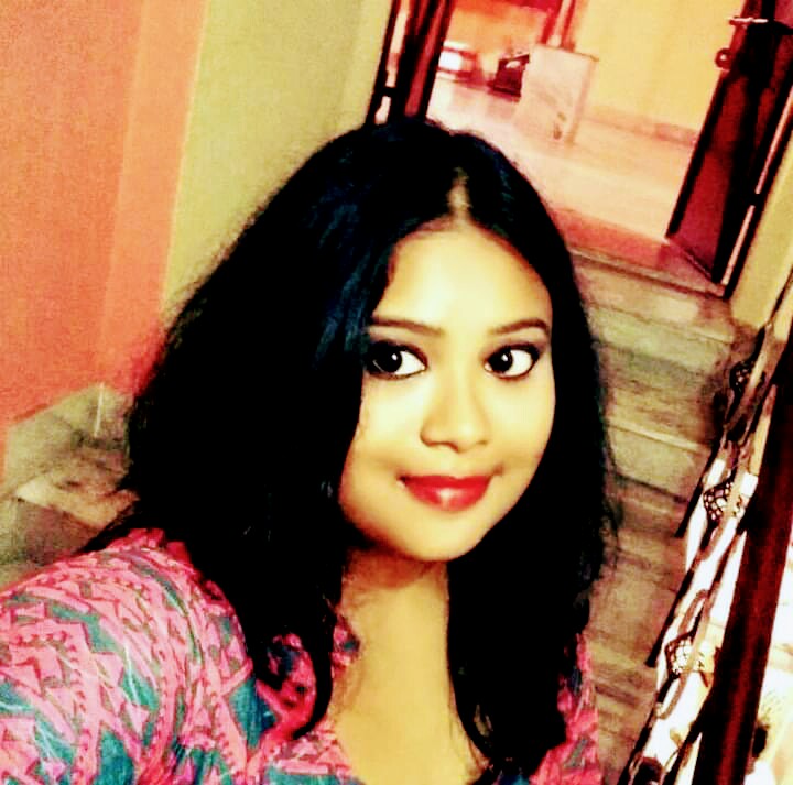 শ্লীল বা অশ্লীল নয়, প্রশ্নটা অধিকারের!