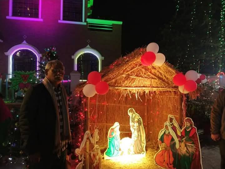 কুড়ে ঘরে যীশুর জন্ম দর্শন