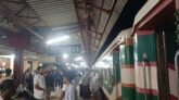ঢাকাগামী পারাবত ট্রেন শ্রীমঙ্গলে আটকে ছিল ৩ ঘন্টা: যাত্রীদের দুর্ভোগ চরমে