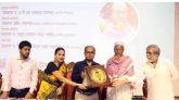 শিক্ষার কোনো বয়স নেই: ৭৫ বছর বয়সে বিএ পাস করলেন সাদেক আলী, সংবর্ধনা দিল বাউবি