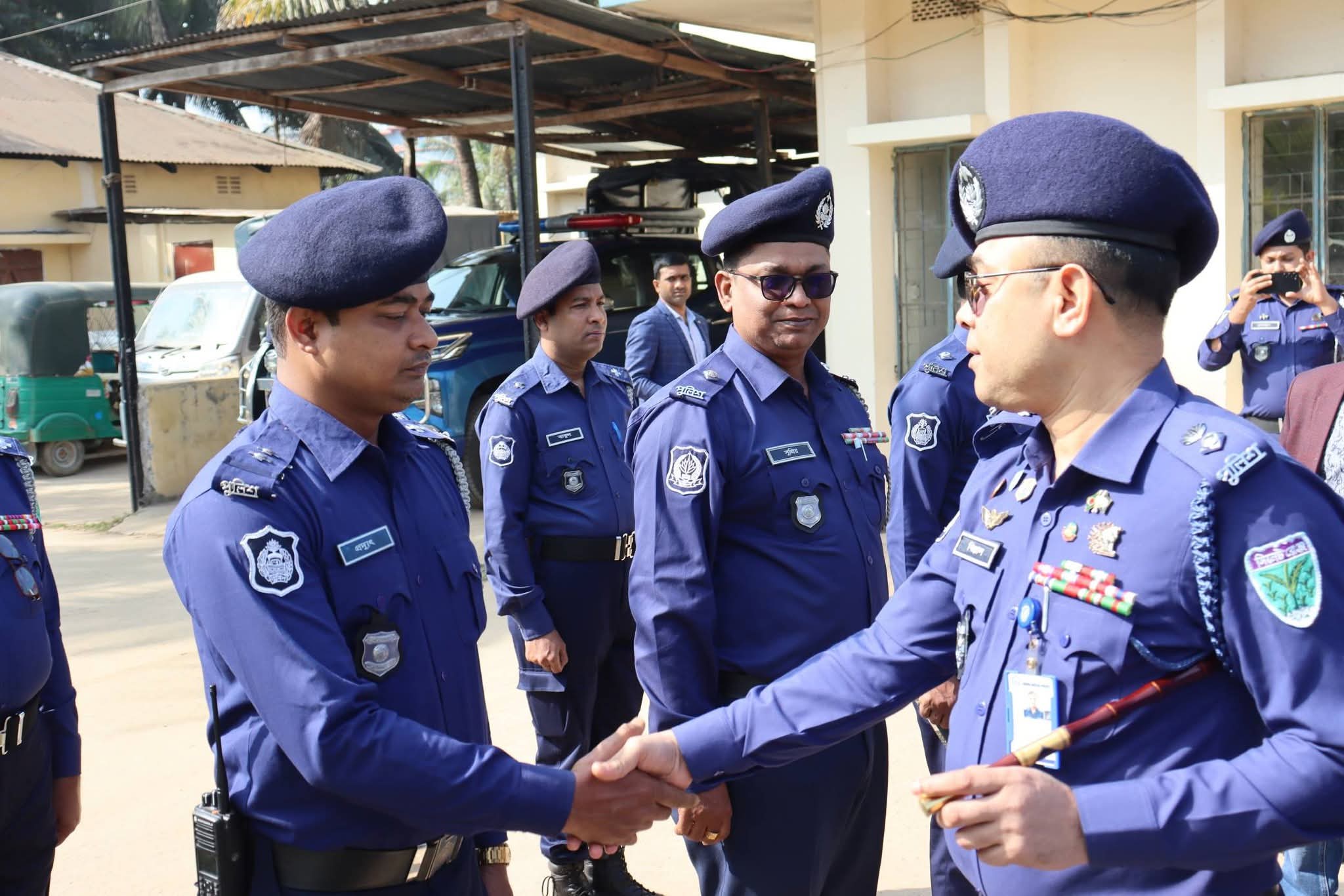 কুলাউড়া সার্কেল অফিস পরিদর্শন করলেন মৌলভীবাজারের পুলিশ সুপার