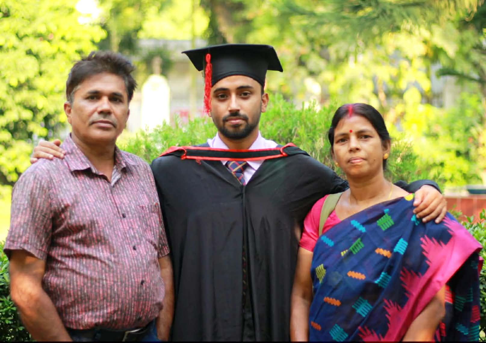 চা বাগানের সন্তান মনোজ কুমার যাদব সোনালী ব্যাংকের সিনিয়র অফিসার