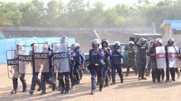 মৌলভীবাজারে নির্বাচনী নিরাপত্তা জোরদারে যৌথ বাহিনীর মহড়া