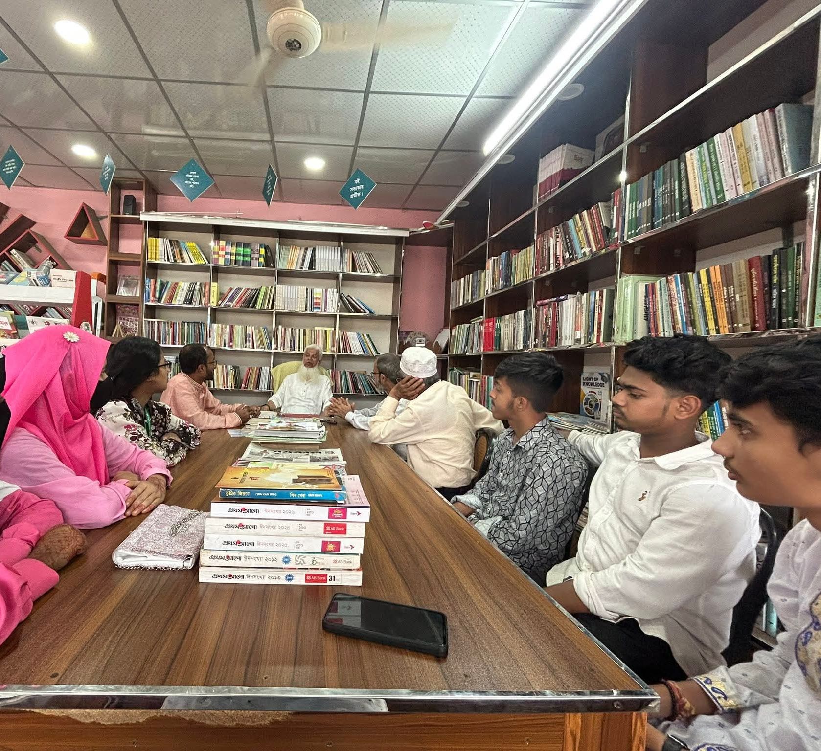 স্বাধীনতার স্মৃতি, প্রজন্মের দায়: উত্তরণ পাঠাগারে আলাপচারিতায় অধ্যাপক সাইয়্যিদ মুজীবুর রহমান