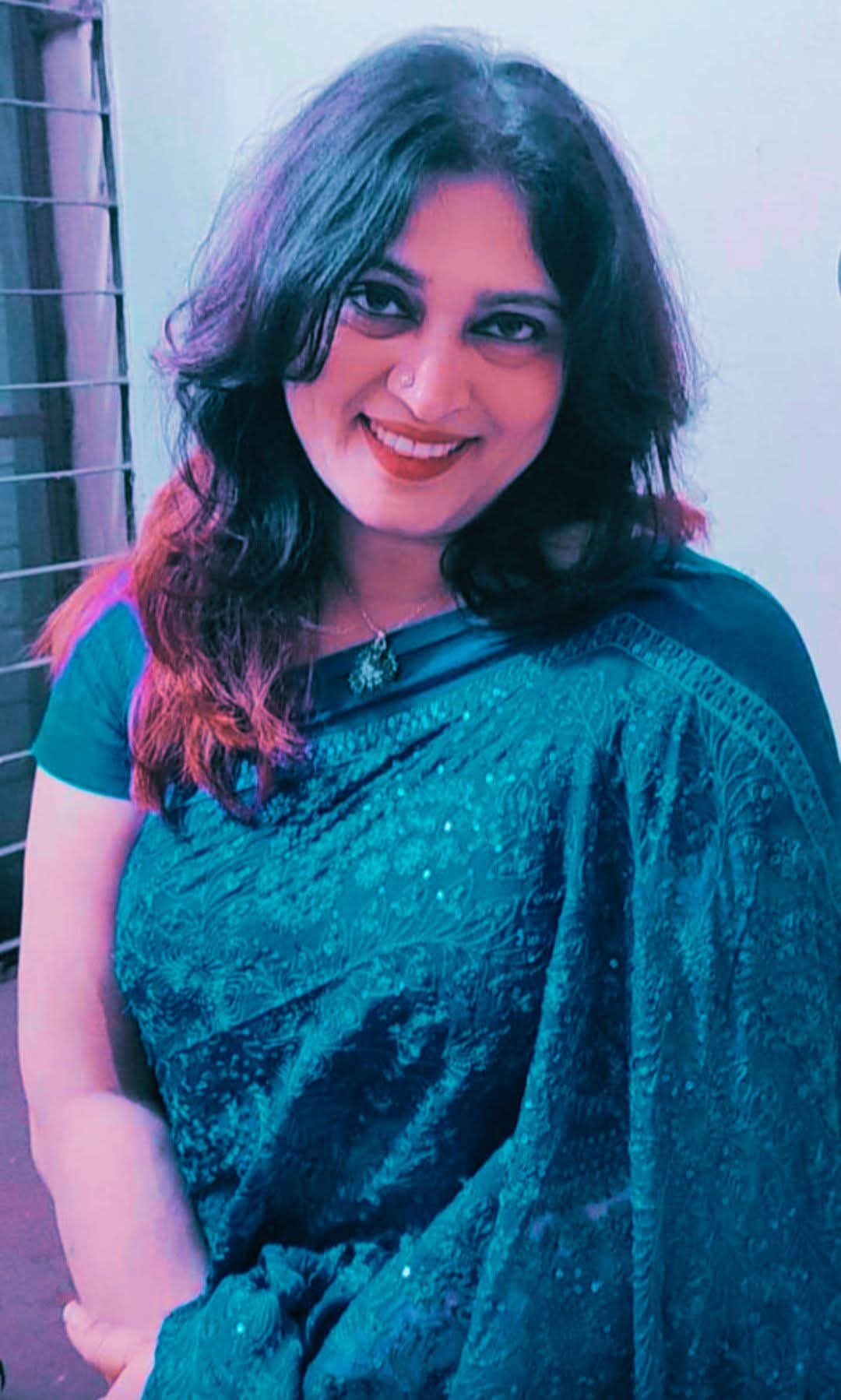 ধুতুরা ফুলের আলো