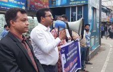 আমেরিকার সঙ্গে ‘দেশবিরোধী’ বাণিজ্য চুক্তি বাতিলের দাবিতে মৌলভীবাজারে যুব ইউনিয়নের বিক্ষোভ