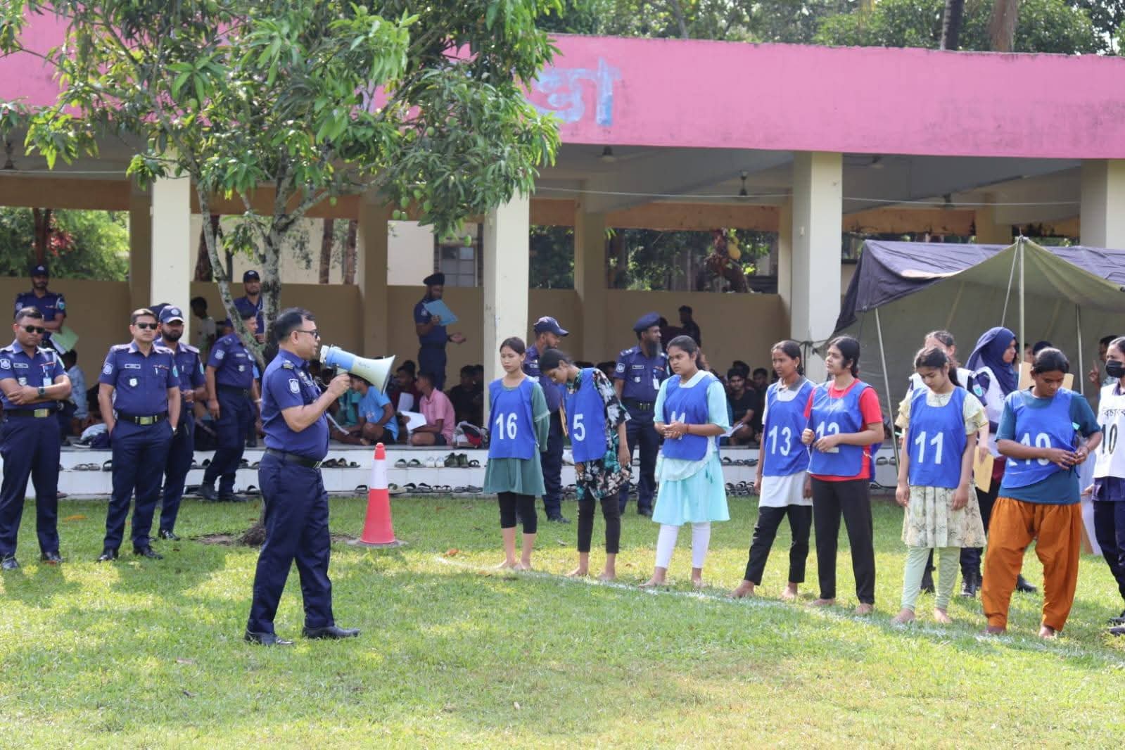 মৌলভীবাজারে কনস্টেবল নিয়োগের প্রাথমিক বাছাই সম্পন্ন, লিখিত পরীক্ষা ১৬ মে