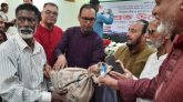 শ্রীমঙ্গলে ৬ হাজার ২০০ কৃষকের মাঝে বিনামূল্যে সার ও আউশ বীজ বিতরণ শুরু