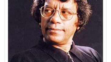 বহুমাত্রিক লেখক ও ভাষাবিজ্ঞানী হুমায়ুন আজাদের জন্মবার্ষিকী আজ