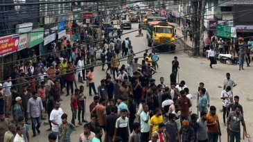 শ্রীমঙ্গলে পরিবহন শ্রমিকদের সংঘর্ষে সাংবাদিকসহ আহত ২০