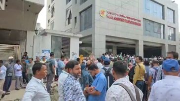 বাংলাদেশের এনজিও সেক্টরের সংকট: কর্মীদের ক্ষোভ, সুশাসনের অভাব ও পরিবর্তনের দাবি