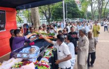 কমরেড কামরুদ্দিন আফসারের মরদেহে ওয়ার্কার্স পার্টি শ্রদ্ধা নিবেদন