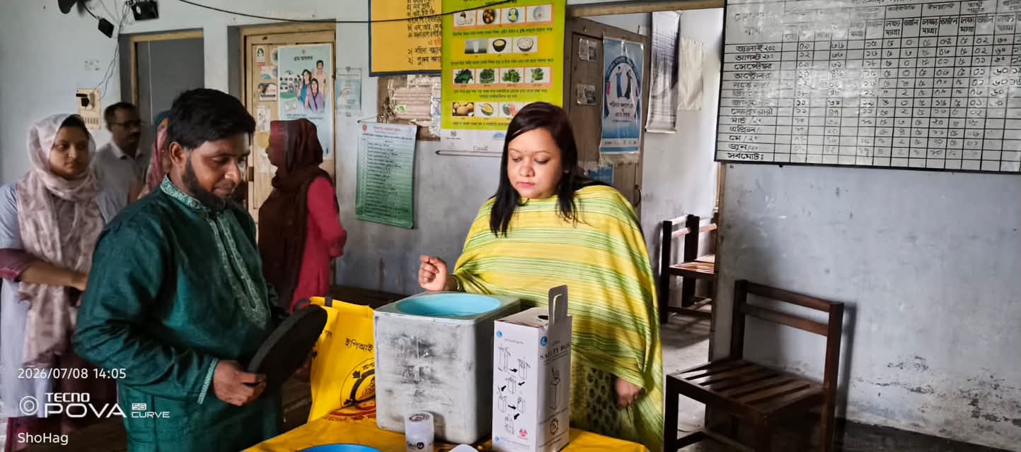 বৃষ্টি উপেক্ষা করে শ্রীমঙ্গলের হুগলিয়া উপ স্বাস্থ্য কেন্দ্রে মেডিক্যাল ক্যাম্প