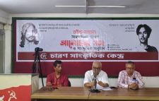 সংস্কৃতি চর্চা বন্ধ করে গণতান্ত্রিক সমাজ নির্মাণ সম্ভব নয়: খালেকুজ্জামান