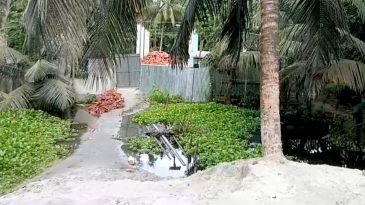 লক্ষ্মীপুরে জমি নিয়ে বিরোধ, আদালতে পাল্টাপাল্টি মামলা