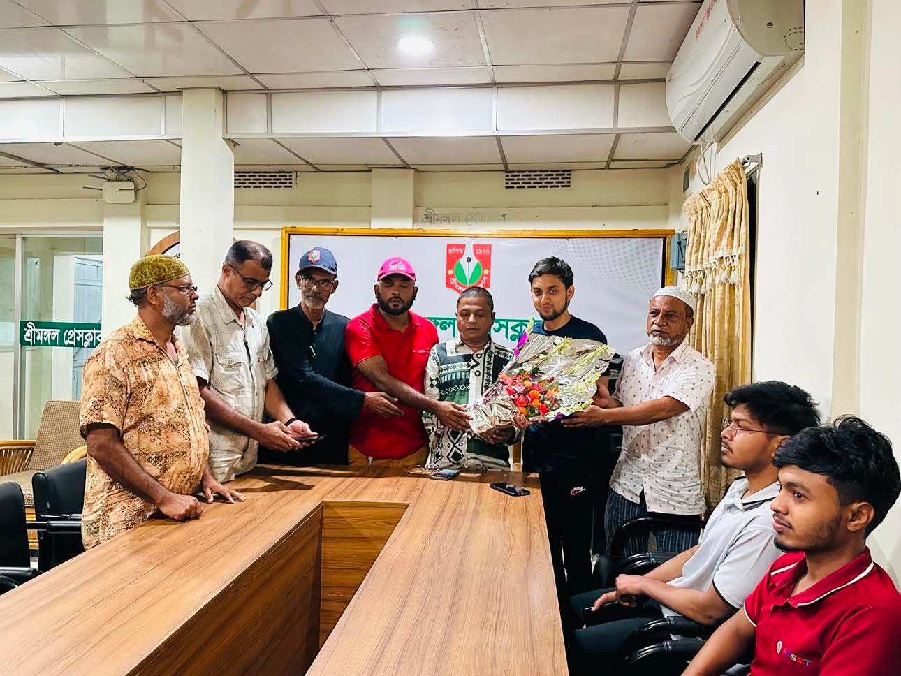 উচ্চশিক্ষায় স্কলারশিপ পেয়ে যুক্তরাজ্যে যাচ্ছে মাহদি