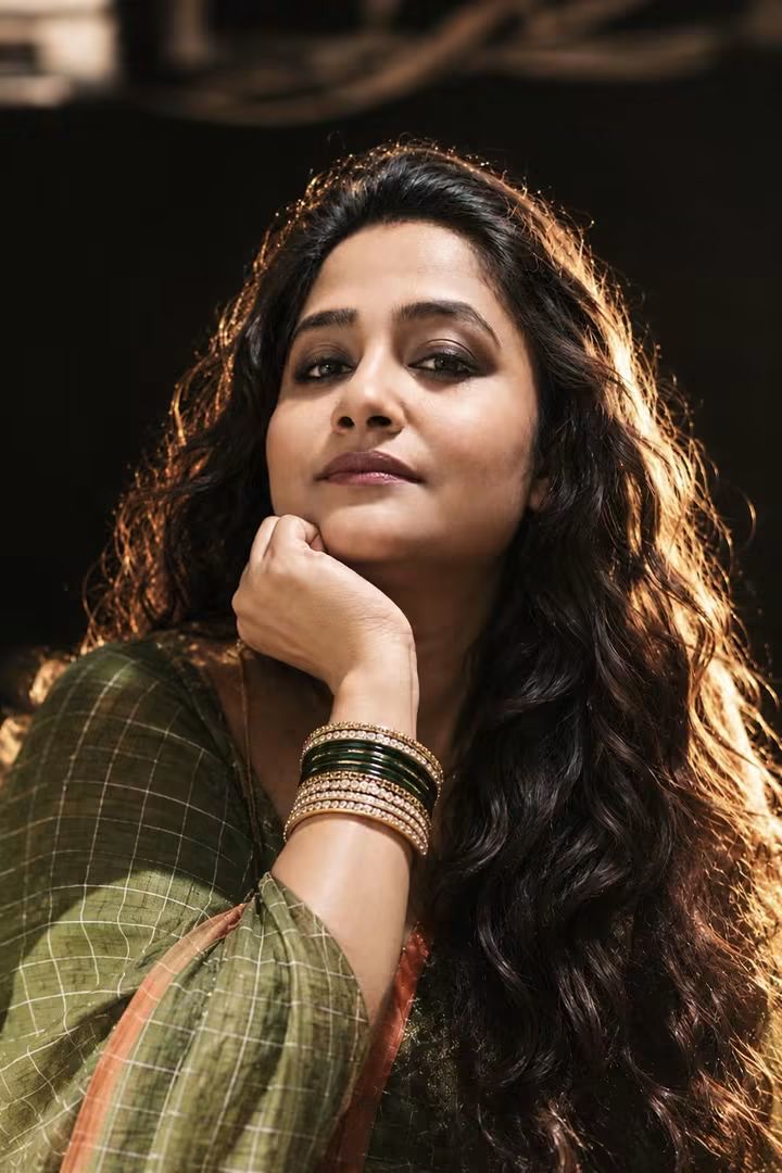 শৈশব কেটেছে মফস্বল শহরে, একদম নির্ভয়ে