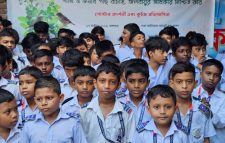 পাখি ও ঔষধি গাছ সংরক্ষণে শিশুদের সচেতন করতে পরিবেশ শিক্ষা কার্যক্রম
